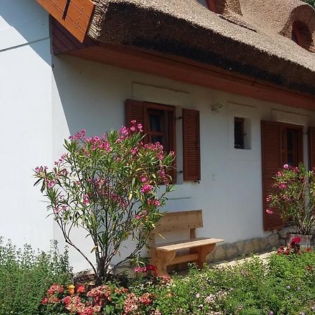 Liliomfa Apartman Szigliget Exterior foto