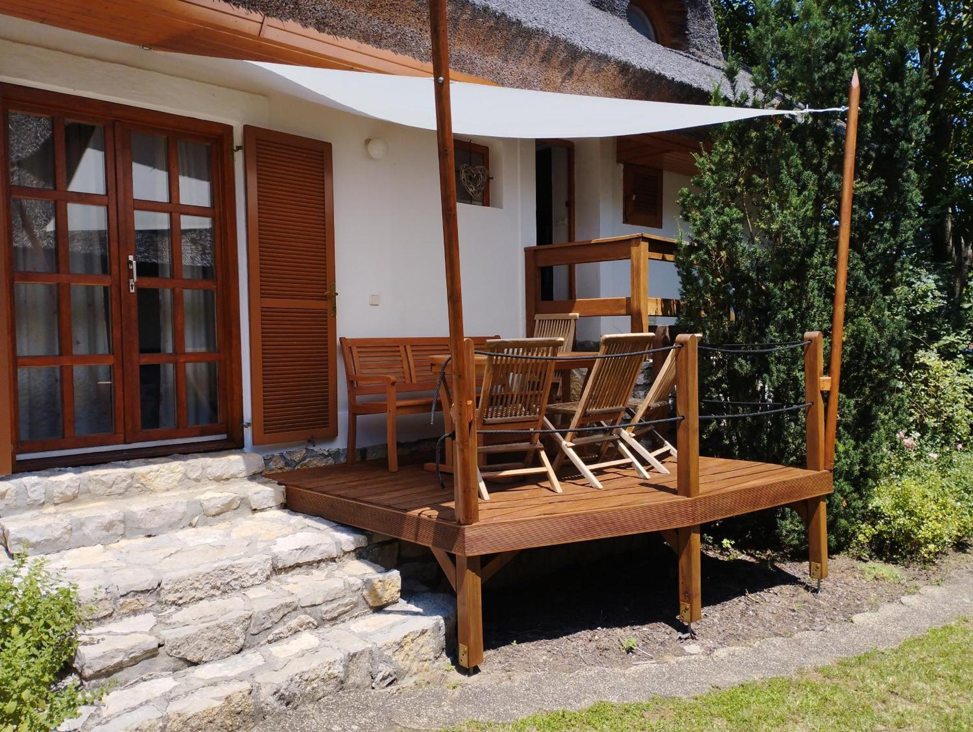 Liliomfa Apartman Szigliget Exterior foto